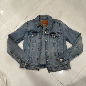 Levi's Classic Blue Denim Jacket